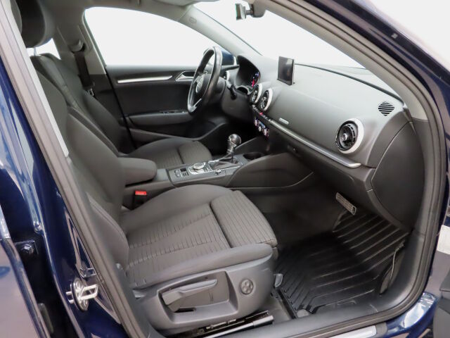 Audi A3 2017 Sedan Land of quattro Edition 2,0 TDI 135 kW quattro S tronic