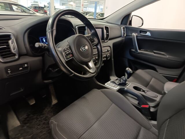KIA Sportage 2017 1,6 ISG Urban EX EcoDynamics**TODELLA HIENO JA NÄPPÄRÄ KATUMAASTURI**