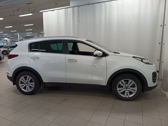 KIA Sportage 2017 1,6 ISG Urban EX EcoDynamics**TODELLA HIENO JA NÄPPÄRÄ KATUMAASTURI**