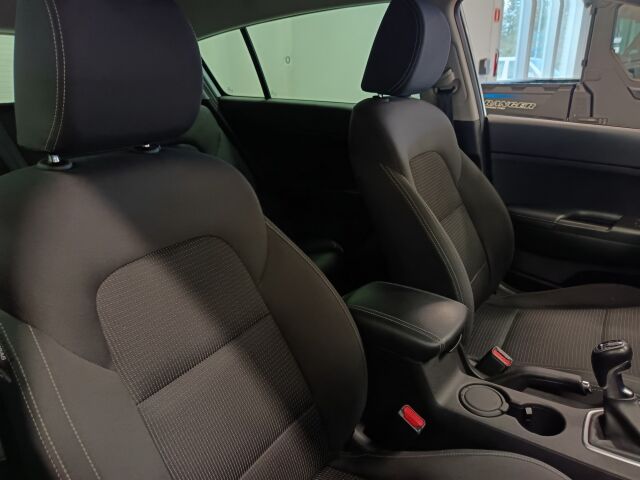 KIA Sportage 2017 1,6 ISG Urban EX EcoDynamics**TODELLA HIENO JA NÄPPÄRÄ KATUMAASTURI**
