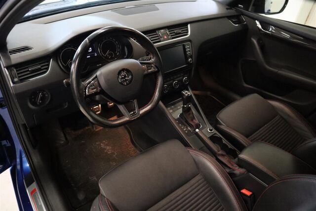 SKODA Octavia 2015 Combi 2,0 TDI 184 RS DSG Autom.