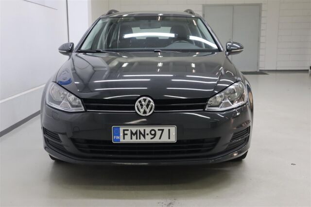 VOLKSWAGEN Golf 2017 Variant Luxline 1,2 TSI 63 kW (85 hv)