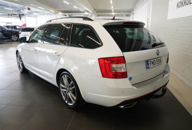 SKODA Octavia 2016 Combi 2,0 TDI 184 RS DSG Autom.