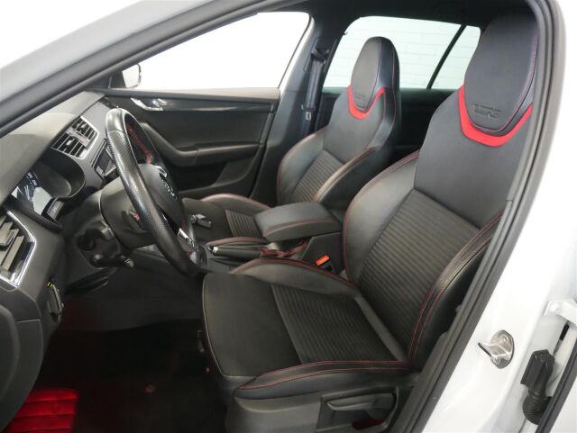 SKODA Octavia 2016 Combi 2,0 TDI 184 RS DSG Autom.