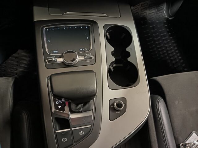 AUDI Q7 2017 Business 3,0 V6 TDI e-tron quattro tiptronic
