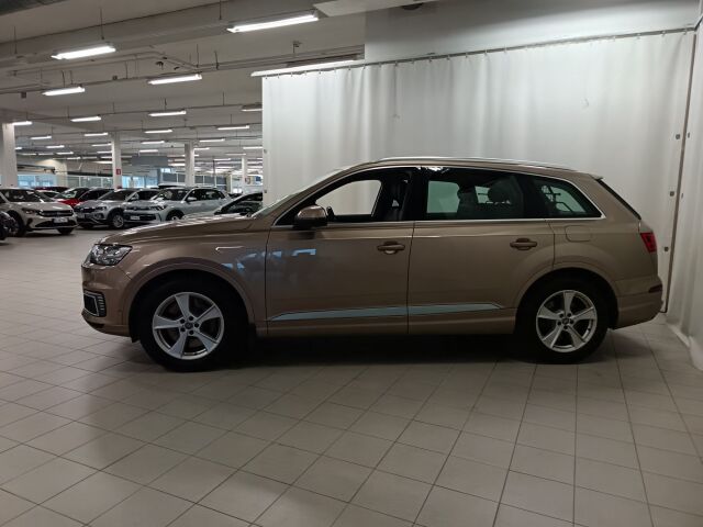 AUDI Q7 2017 Business 3,0 V6 TDI e-tron quattro tiptronic