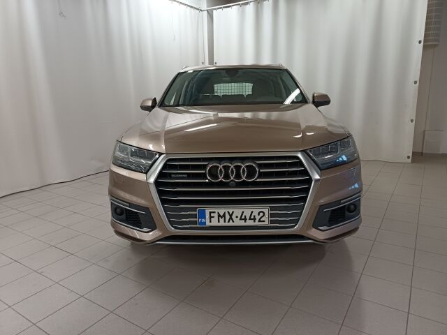 AUDI Q7 2017 Business 3,0 V6 TDI e-tron quattro tiptronic