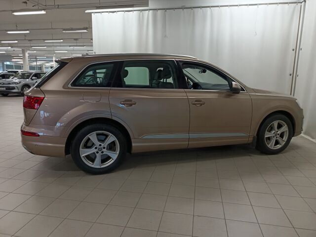 AUDI Q7 2017 Business 3,0 V6 TDI e-tron quattro tiptronic