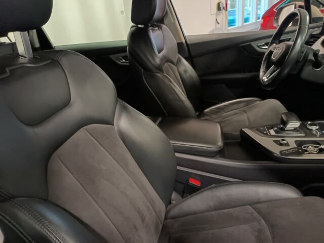 AUDI Q7 2017 Business 3,0 V6 TDI e-tron quattro tiptronic