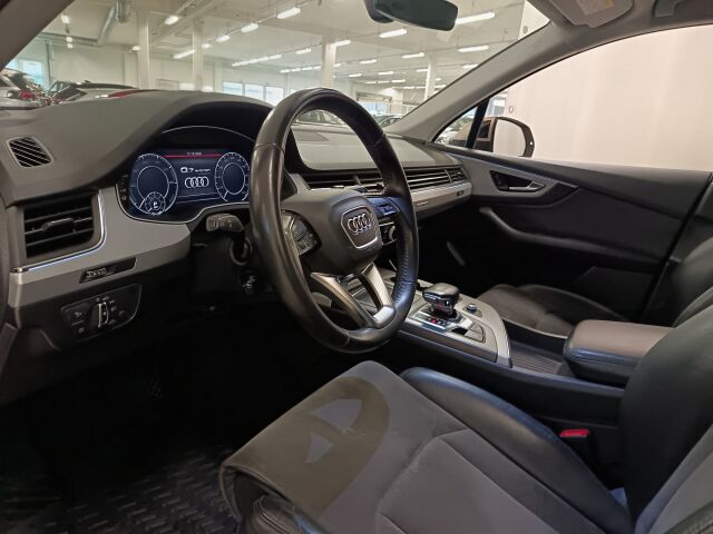 AUDI Q7 2017 Business 3,0 V6 TDI e-tron quattro tiptronic