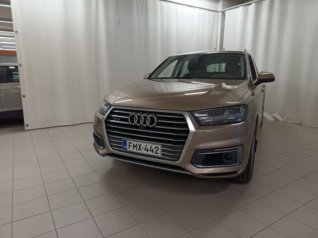 AUDI Q7 2017 Business 3,0 V6 TDI e-tron quattro tiptronic