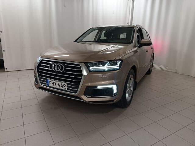 AUDI Q7 2017 Business 3,0 V6 TDI e-tron quattro tiptronic