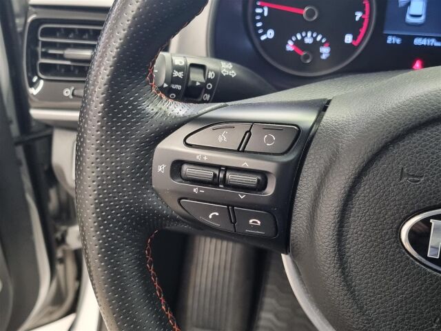 KIA Stonic 2018 1,0 T-GDI ISG 120hv TX EcoDynamics / Webasto / Koukku / Navi / P-Kamera