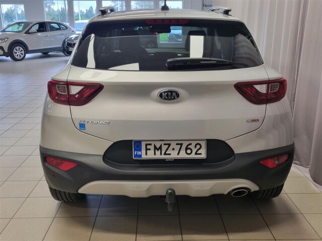 KIA Stonic 2018 1,0 T-GDI ISG 120hv TX EcoDynamics / Webasto / Koukku / Navi / P-Kamera