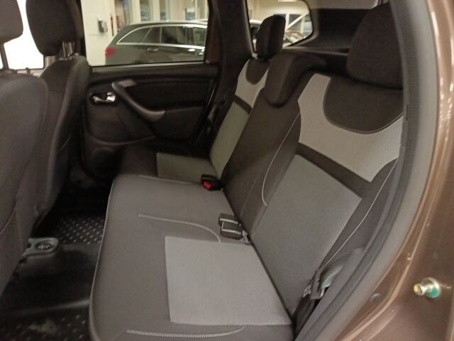 DACIA Duster 2017 TCe 125 S&S 4x4 Black Shadow