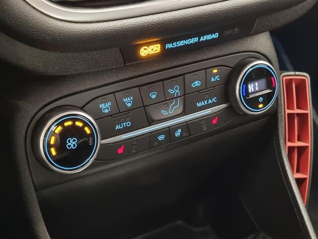 FORD Fiesta 2018 1,1 85hv M5 Titanium 5-ovinen / P-Tutka / M-Lämmitin / Vakionopeudensäädin