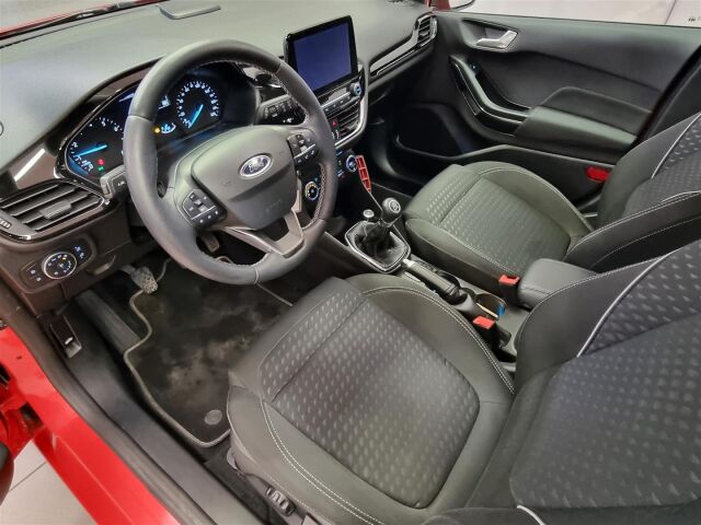 FORD Fiesta 2018 1,1 85hv M5 Titanium 5-ovinen / P-Tutka / M-Lämmitin / Vakionopeudensäädin