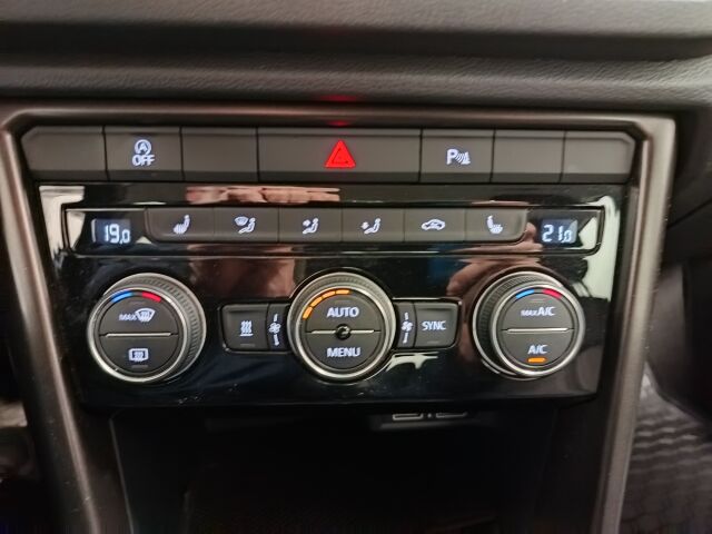 VOLKSWAGEN T-Roc 2018 Style 1,0 TSI 85 kW (115 hv)