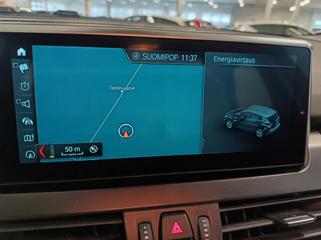 BMW 225 2018 F45 Active Tourer 225xe A Business**NELIKKO LATATTAVA HYBRIDI**