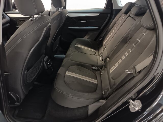 BMW 225 2018 F45 Active Tourer 225xe A Business**NELIKKO LATATTAVA HYBRIDI**