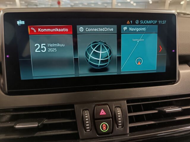 BMW 225 2018 F45 Active Tourer 225xe A Business**NELIKKO LATATTAVA HYBRIDI**