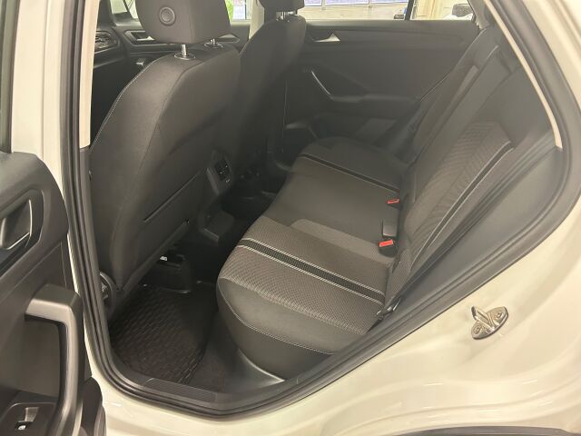 VOLKSWAGEN T-Roc 2018 Style 1,6 TDI SCR 85 kW (115 hv)