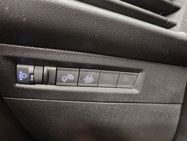 Opel Frontera 2025 Launch Edition Hybrid 145 Automaatti