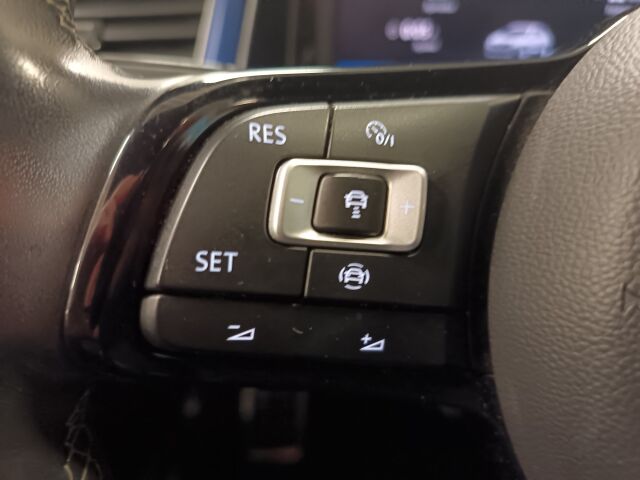 VOLKSWAGEN T-Roc 2020 R 2,0 TSI 221 kW 4MOTION DSG-automaatti