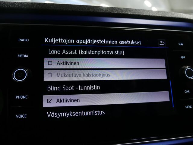 VOLKSWAGEN T-Roc 2020 R 2,0 TSI 221 kW 4MOTION DSG-automaatti