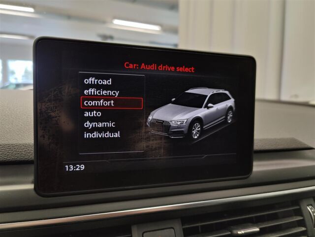 AUDI A4 allroad quattro 2016 Land of quattro 2,0 TDI 140 kW quattro S tronic * Sähkötoiminen takaluukku, Avaimeton käynnistys, LE