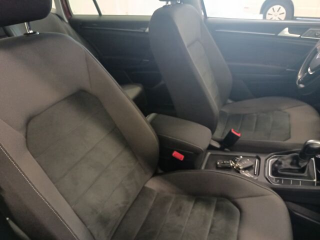 VOLKSWAGEN Golf Sportsvan 2019 Highline 2,0 TDI SCR 110 kW (150 hv) DSG-automaatti