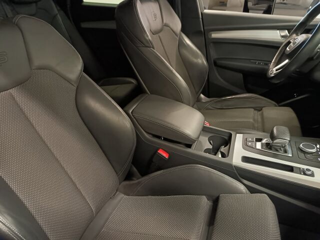 AUDI Q5 2019 Launch Edition 55 TFSI e quattro S tronic**HIENO PELI**