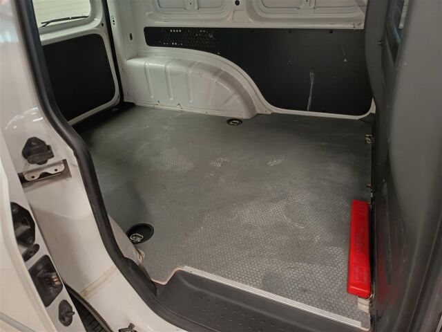Volkswagen Caddy 2017 umpipakettiauto 2,0 TDI 55kW