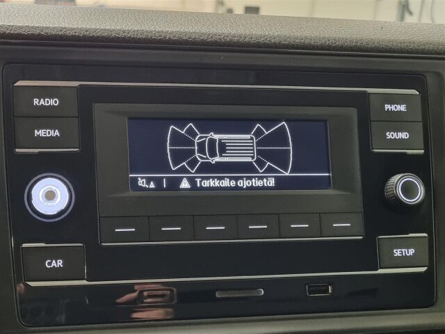 VOLKSWAGEN Crafter 35 2020 35 PRO -umpipakettiauto 2,0 TDI 103 kW 8at, 3640 / Koukku / Webasto / Tutkat