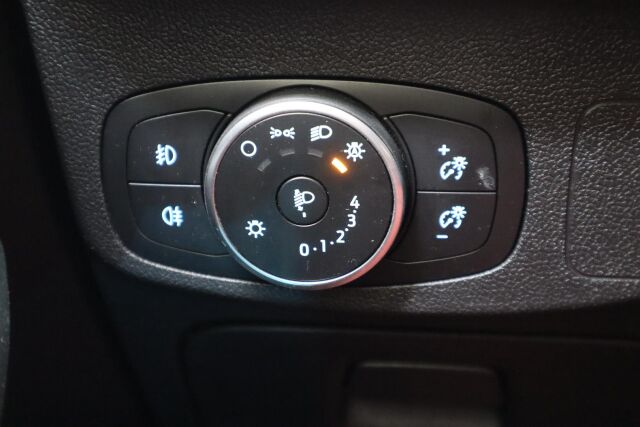 FORD Focus 2020 1,0 EcoBoost 125hv A8 Titanium 5-ovinen