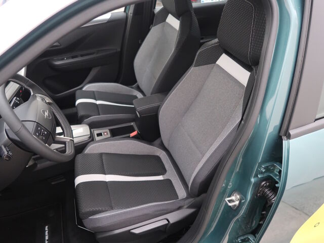 Opel Frontera 2025 Launch Edition Hybrid 145 Automaatti