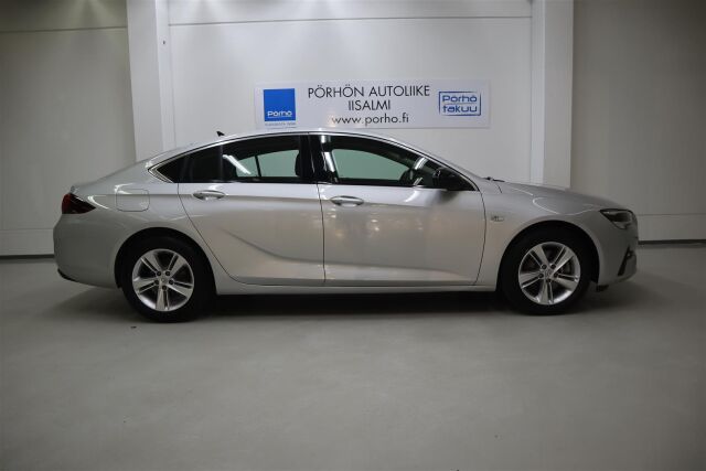 OPEL Insignia 2021 Grand Sport Innovation Plus 175 D Turbo A