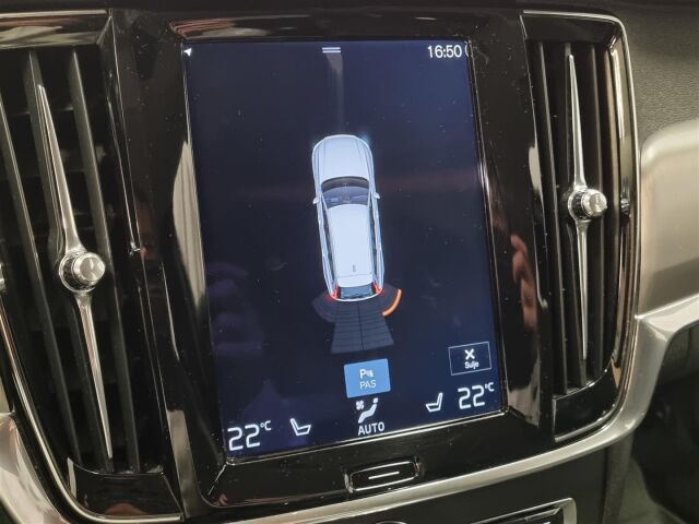 VOLVO V90 2017 D3 Momentum aut / ACC / Keyless / Tutka / Webasto