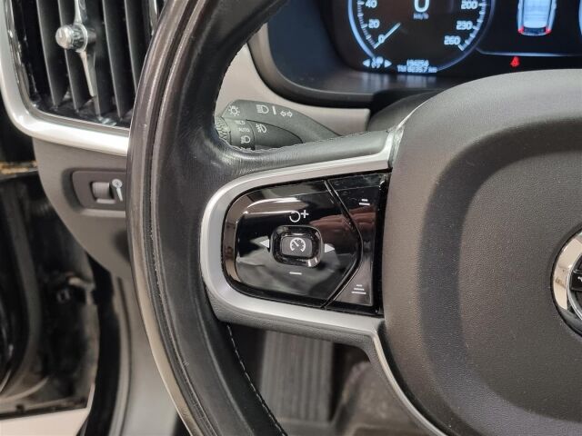 VOLVO V90 2017 D3 Momentum aut / ACC / Keyless / Tutka / Webasto