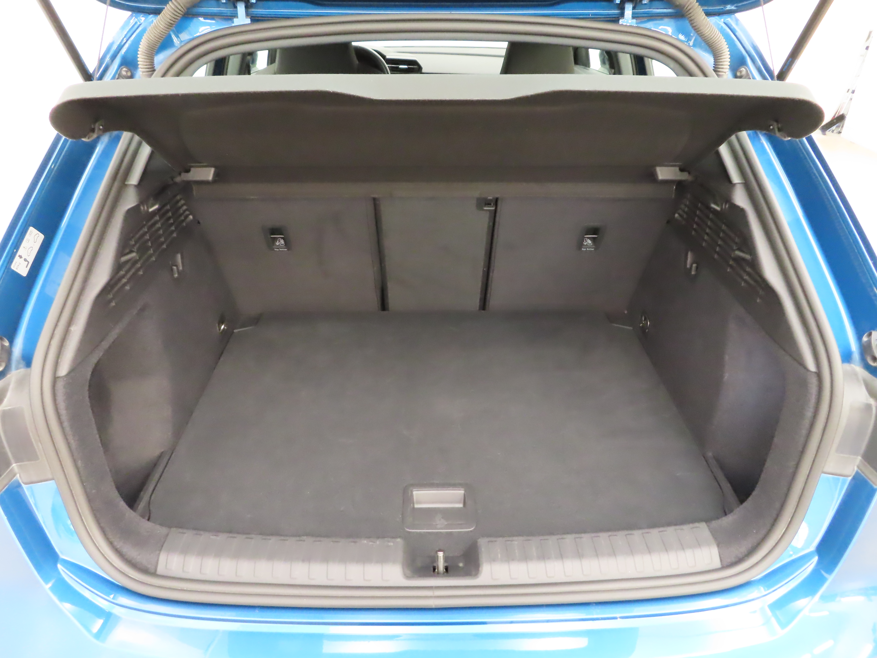 Audi A3 2021, kuva 5/11