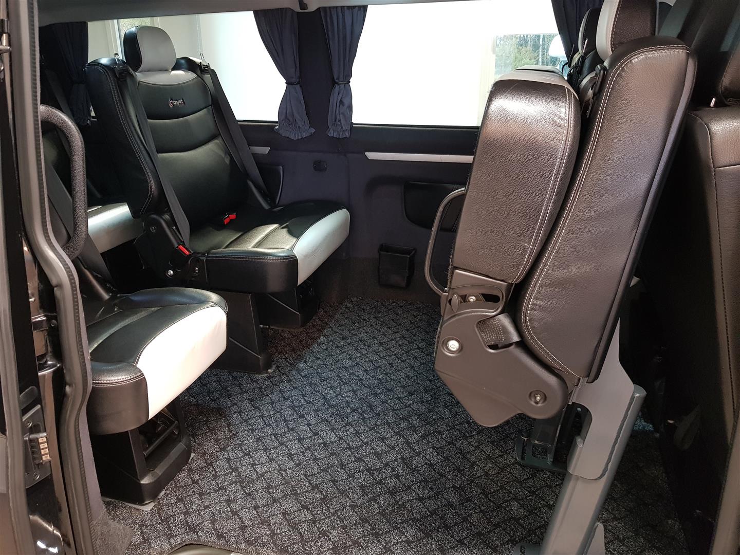 Volkswagen Transporter 2021, kuva 6/14