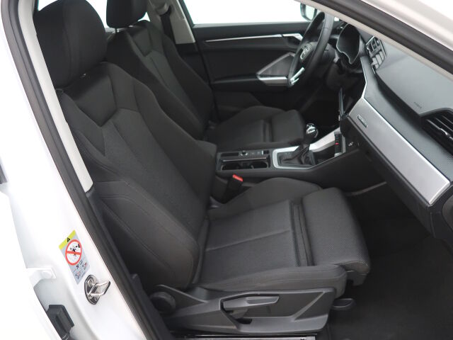 Audi Q3 2022 Sportback Business 35 TDI 110kW quattro S tronic