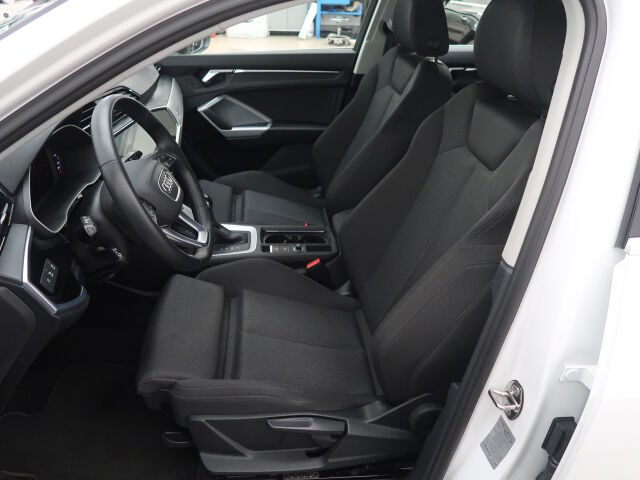 Audi Q3 2022 Sportback Business 35 TDI 110kW quattro S tronic