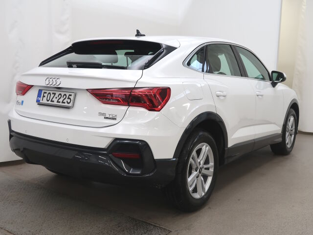 Audi Q3 2022 Sportback Business 35 TDI 110kW quattro S tronic