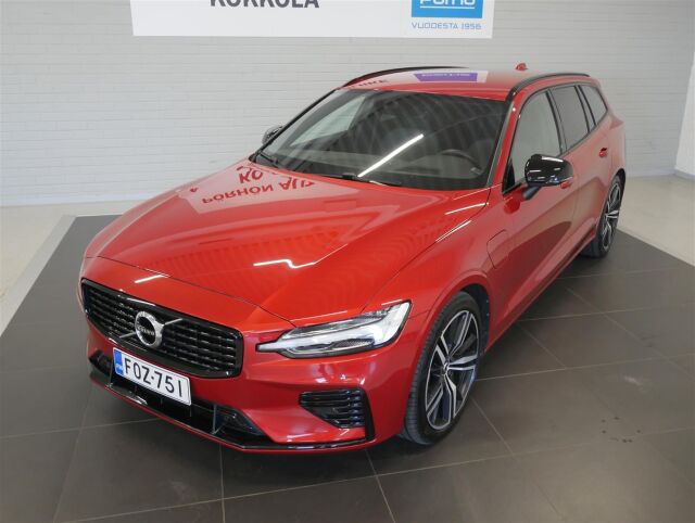 VOLVO V60 2021 T8 TwE AWD R-Design Edition aut. 1-omisteinen, huoltosopimus voimassa! Takuu!