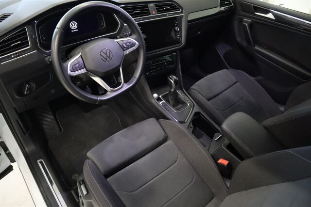 VOLKSWAGEN Tiguan 2022 Style eHybrid 180 kW DSG-automaatti  Varattu 5.5.2025 asti!