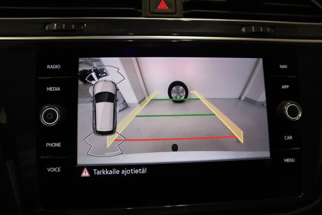 VOLKSWAGEN Tiguan 2022 Style eHybrid 180 kW DSG-automaatti  Varattu 5.5.2025 asti!