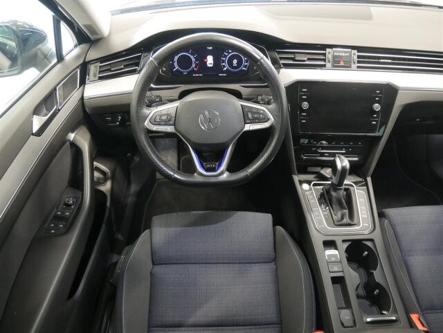 Volkswagen Passat 2022 Variant GTE Business Plug-In Hybrid 160 kW DSG-automaatti