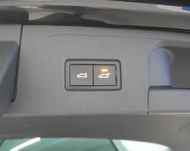 Volkswagen Passat 2022 Variant GTE Business Plug-In Hybrid 160 kW DSG-automaatti