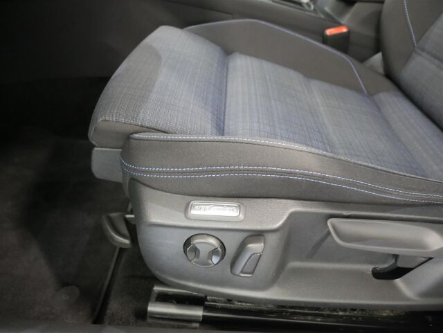 Volkswagen Passat 2022 Variant GTE Business Plug-In Hybrid 160 kW DSG-automaatti